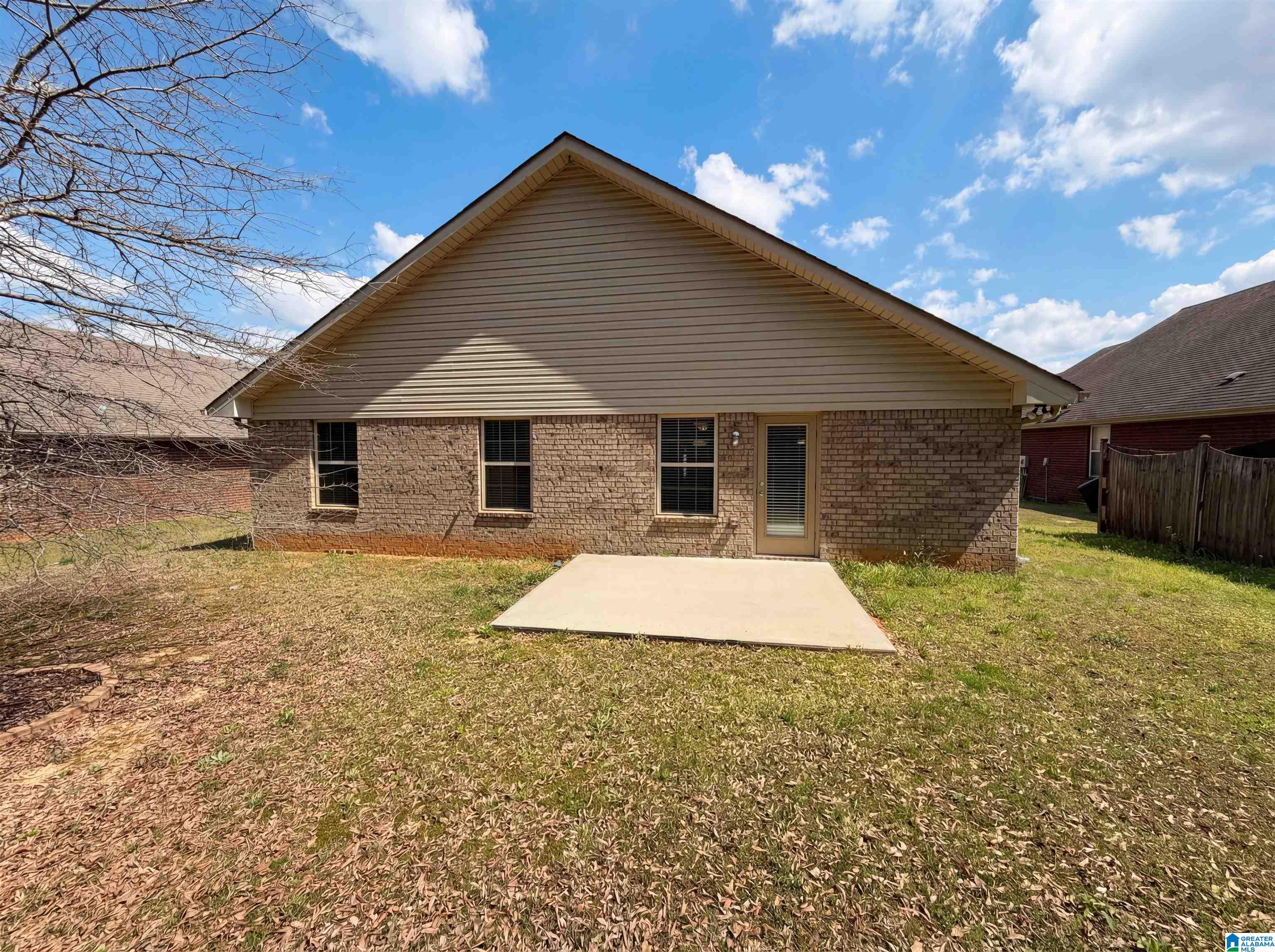 316 Vincent Street Alabaster, AL 35007 - Photo 5 of 17