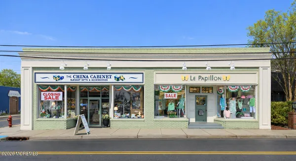a view of a building entrance