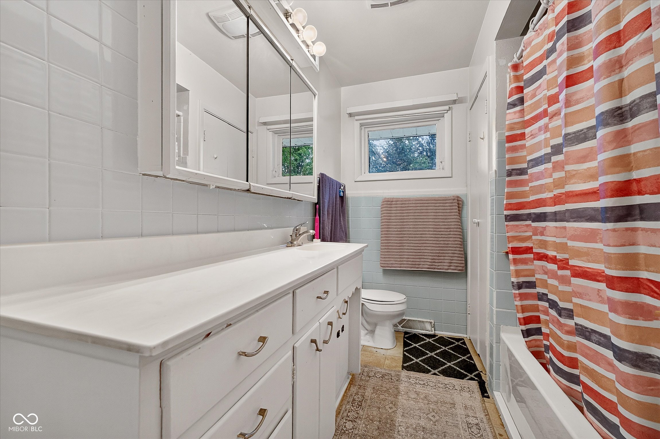 289 West County Line Road Greenwood, IN 46142 - Photo 22 of 40 Gallery Image 22