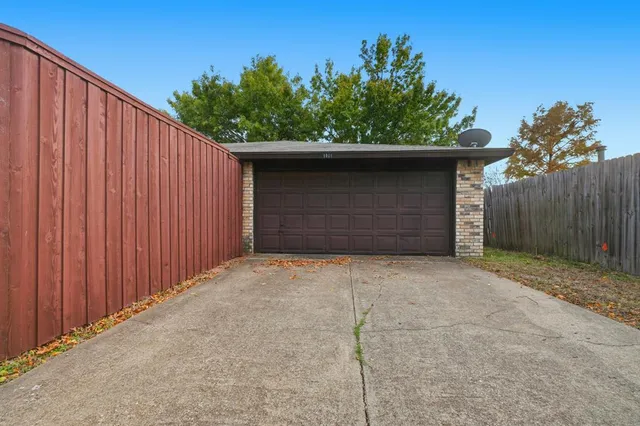 $298,900 | 9101 Willowbrook Drive, Rowlett, TX 75088