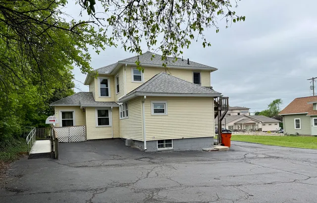 $195,000 | 205 North W Avenue, Jackson, MI 49201