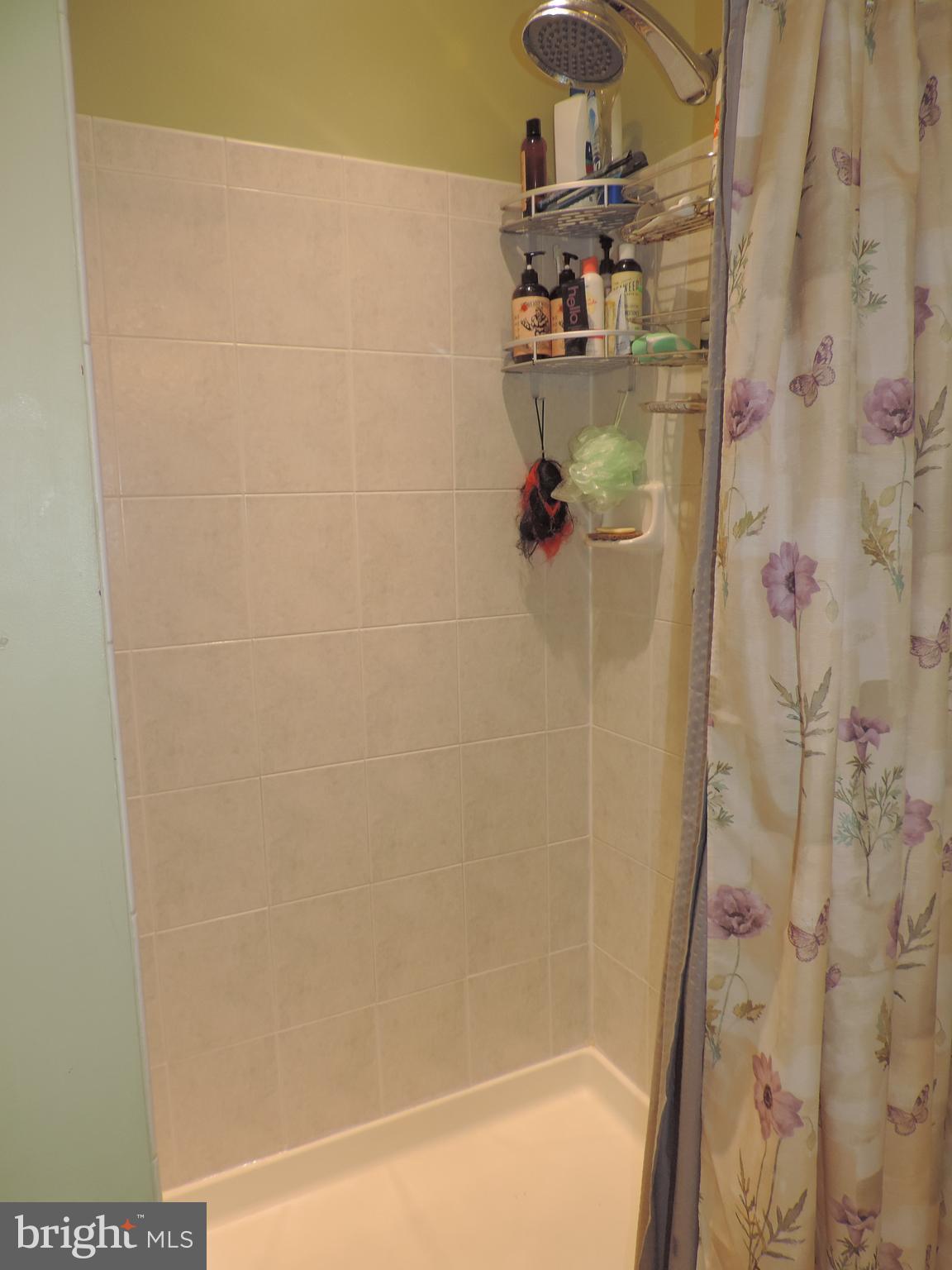 499 Beards Hill Road Aberdeen, MD 21001 - Photo 11 of 16 Primary Bath