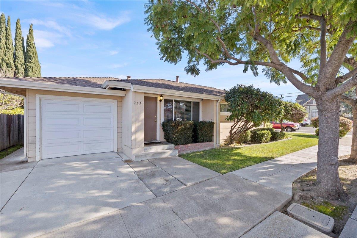 1487 Homestead Road Santa Clara, CA 95050 - Photo 4 of 38