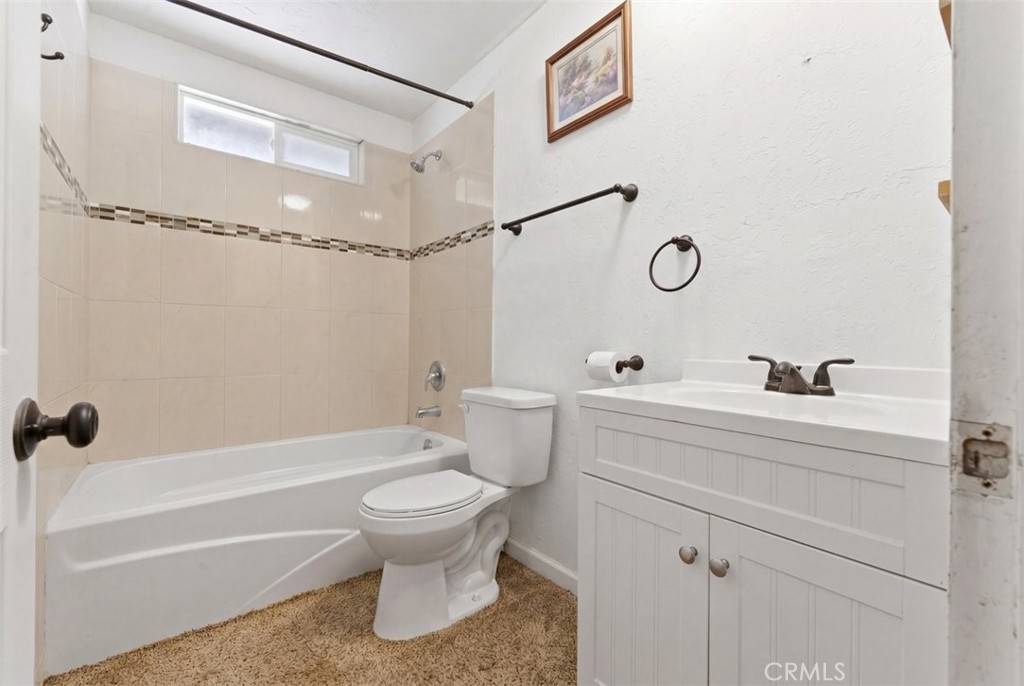 847 South Arrowhead Avenue Rialto, CA 92376 - Photo 25 of 30 Photo has been edited to remove personal items