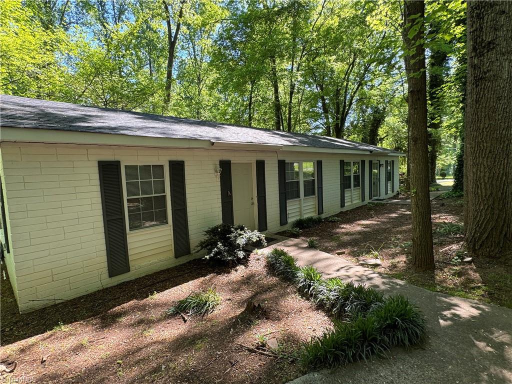 2560 North Old 52 Road Pinnacle, NC 27043 - Photo 2 of 43