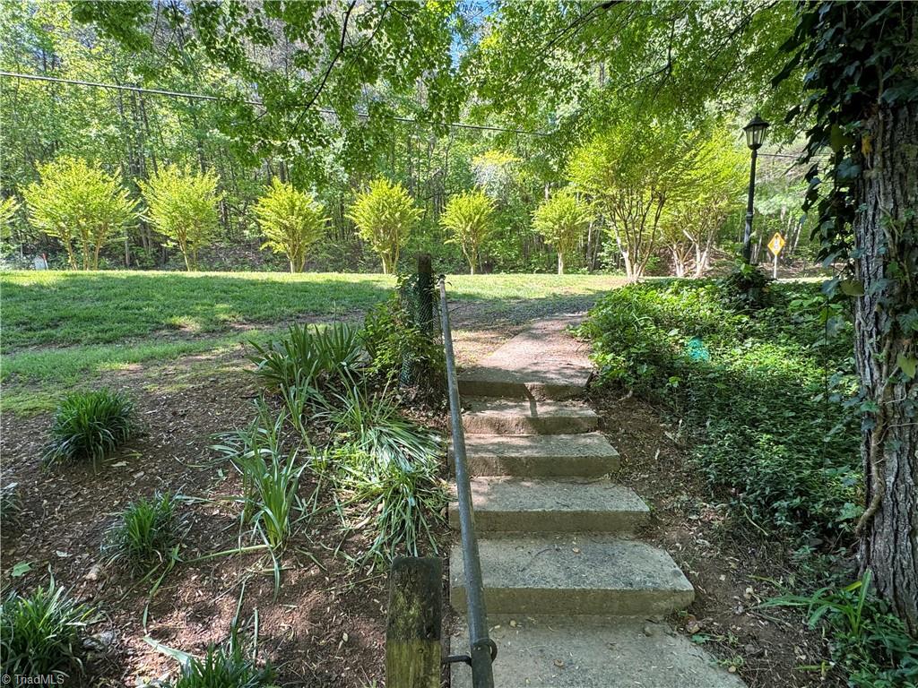 2560 North Old 52 Road Pinnacle, NC 27043 - Photo 22 of 43