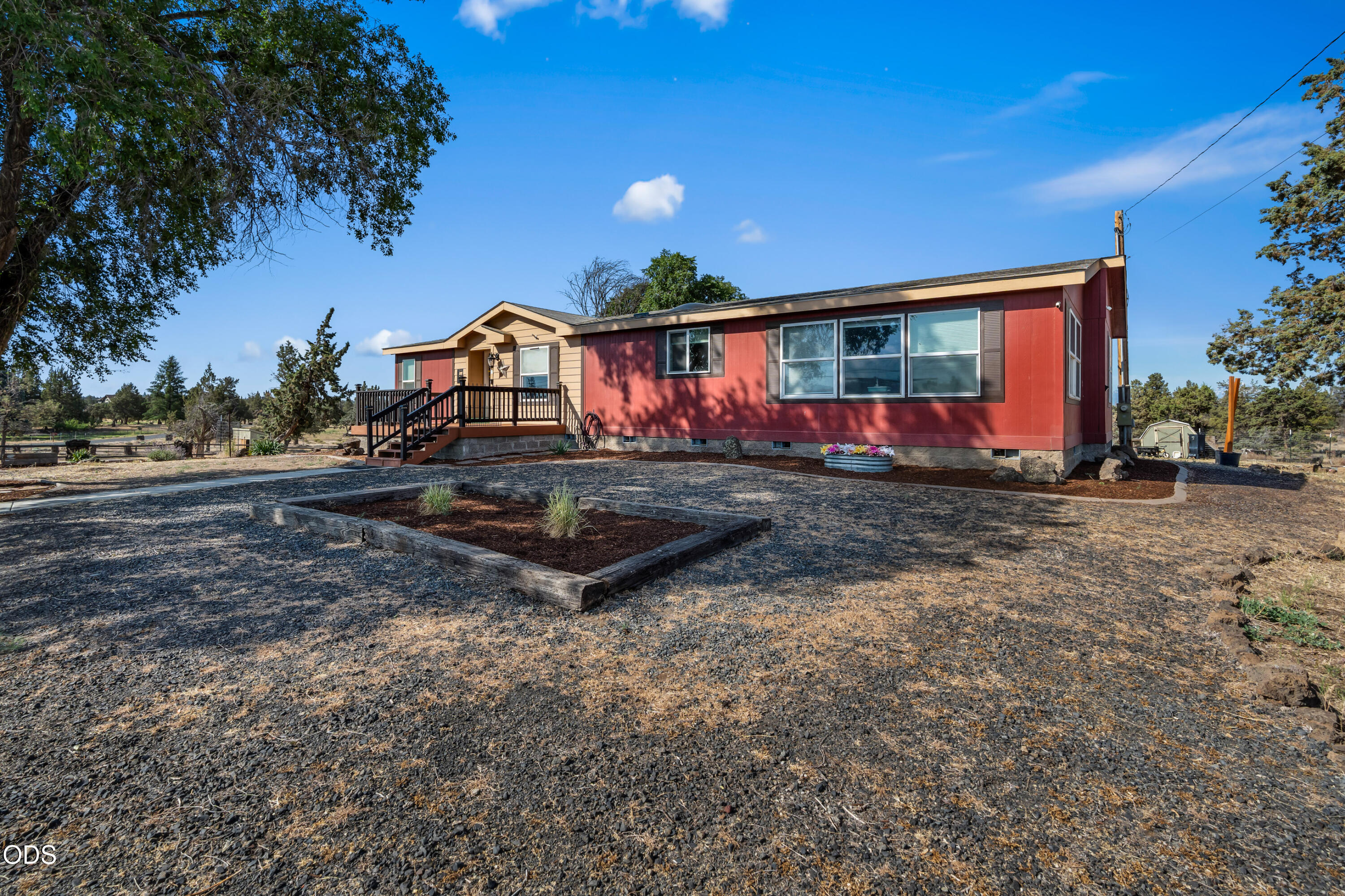 4900 Northwest Homestead Way Redmond, OR 97756 - Photo 26 of 56