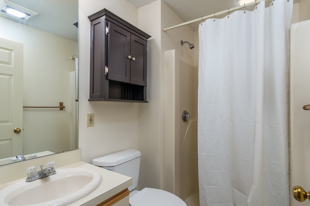 38 Abington Road, Unit 38 Danvers, MA 01923 - Photo 16 of 21 Gallery Image 16