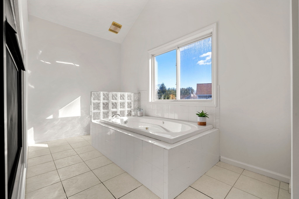 84 Cavendish Circle, Unit 84 Salem, MA 01970 - Photo 28 of 42