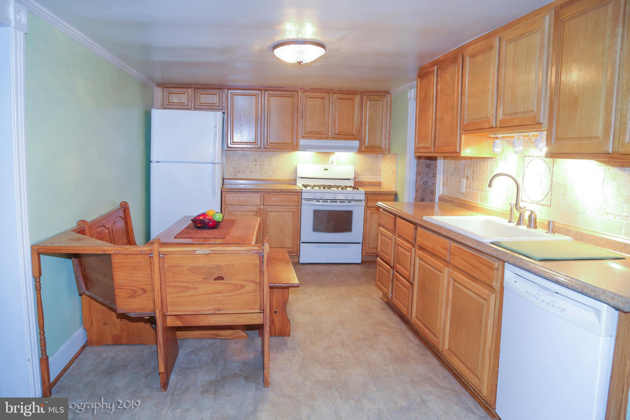 16873 Henderson Road Henderson, MD 21640 - Photo 13 of 45 Eat-in Kitchen