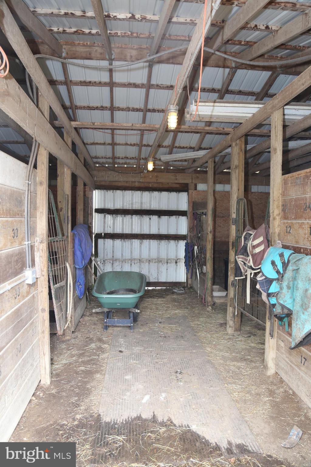 16873 Henderson Road Henderson, MD 21640 - Photo 42 of 45 Interior center isle of main barn