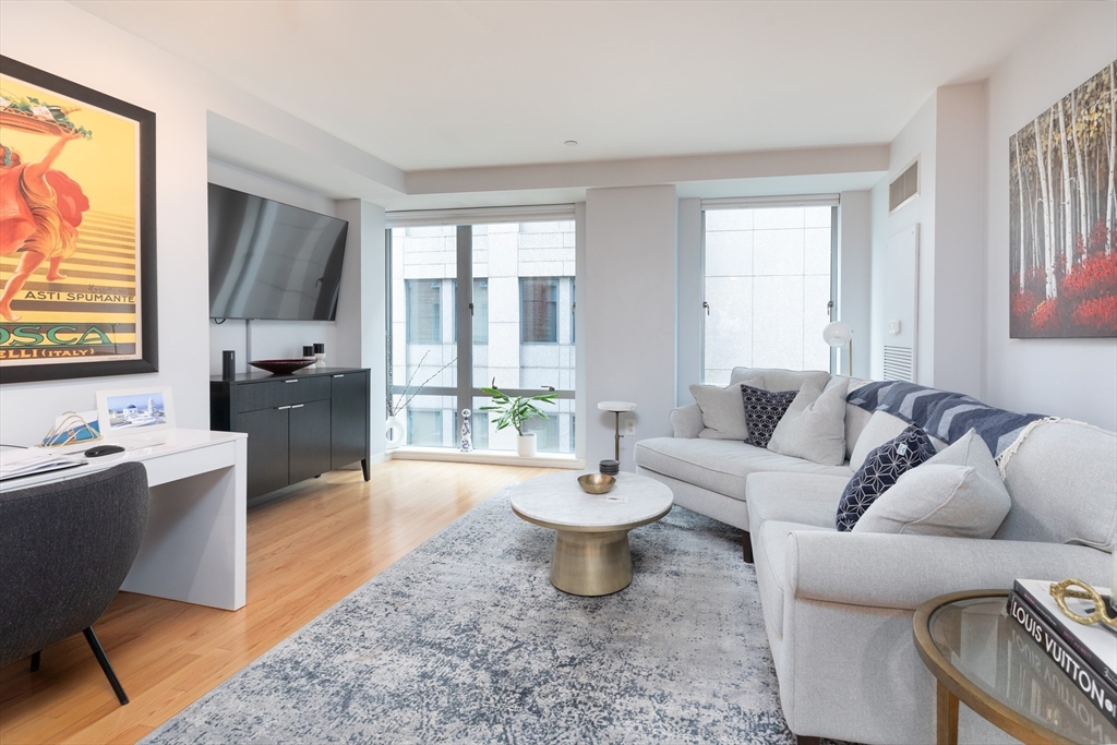 80 Broad Street, Unit 706 Boston, MA 02110 - Photo 2 of 14