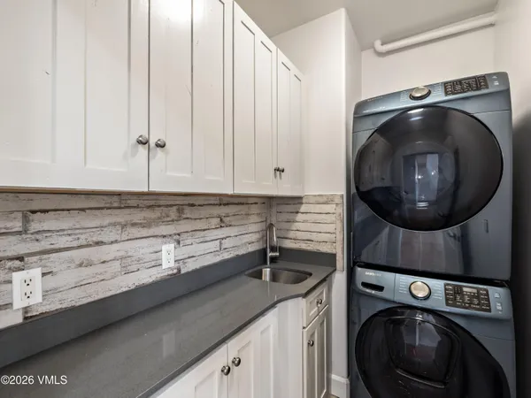 $2,100,000 | 196 Abrams Creek Drive, Eagle, CO 81631