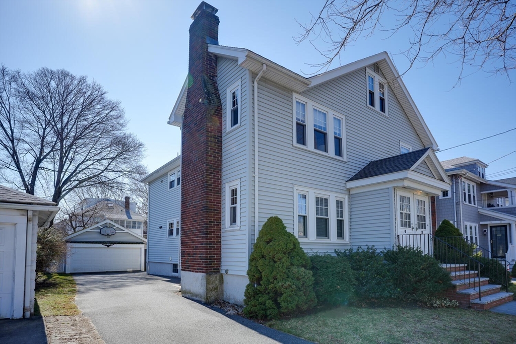 39-41 Harvard Road Belmont, MA 02478 - Photo 3 of 40 Gallery Image 3
