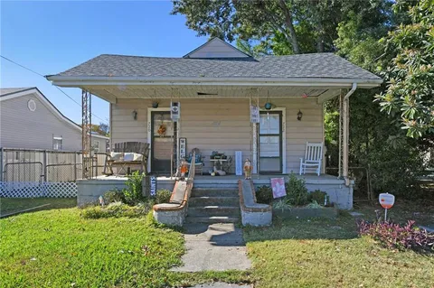 $300,000 | 720-22 Carrollton Avenue, Metairie, LA 70005