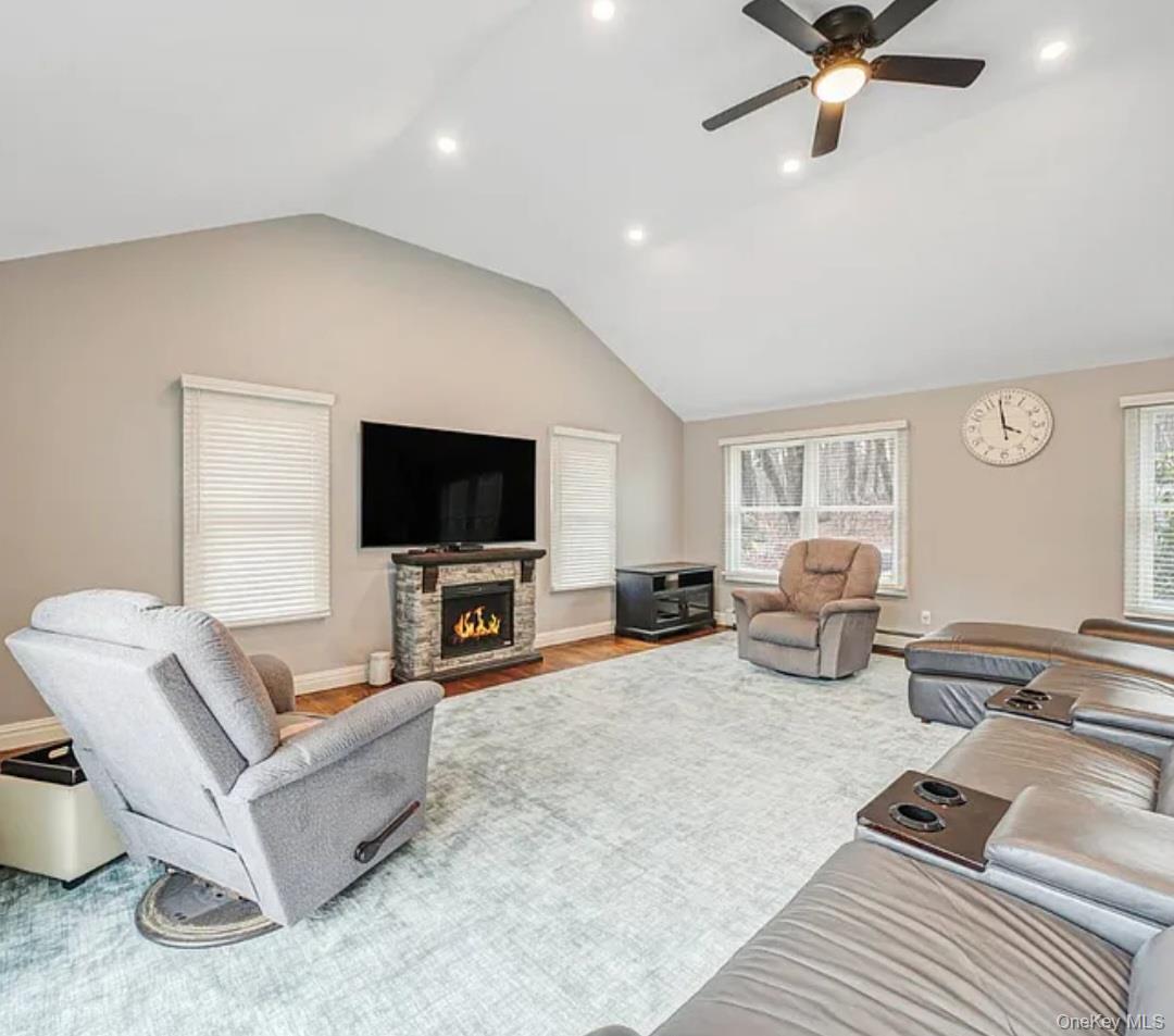 33 Brookfield Road Northport, NY 11768 - Photo 16 of 39