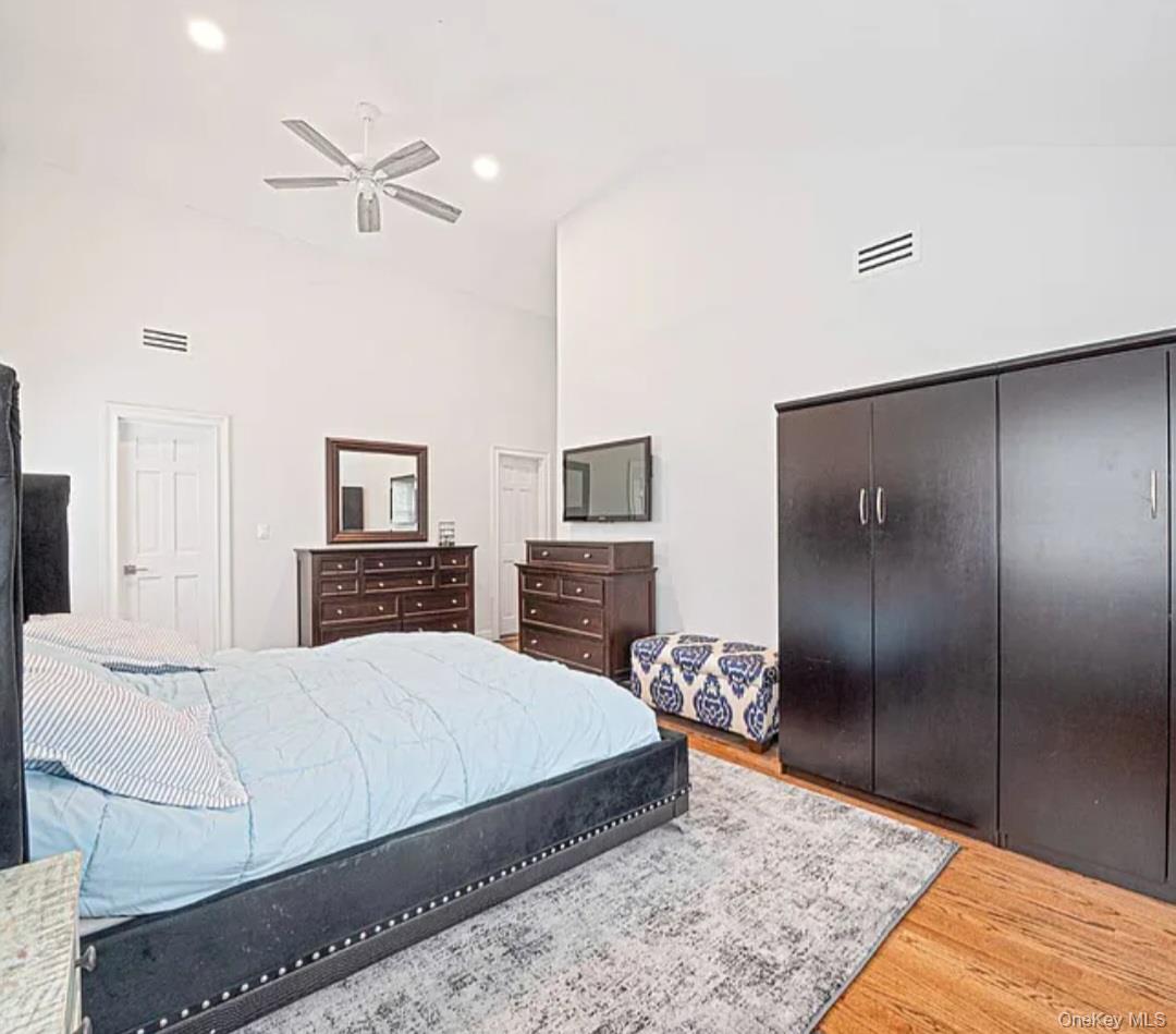 33 Brookfield Road Northport, NY 11768 - Photo 20 of 39