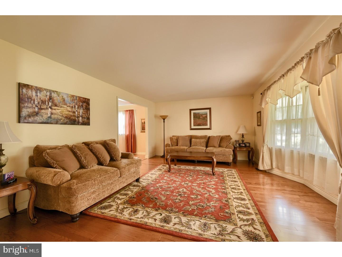 119 Swedes Run Drive Riverside, NJ 08075 - Photo 3 of 25 Gallery Image 3