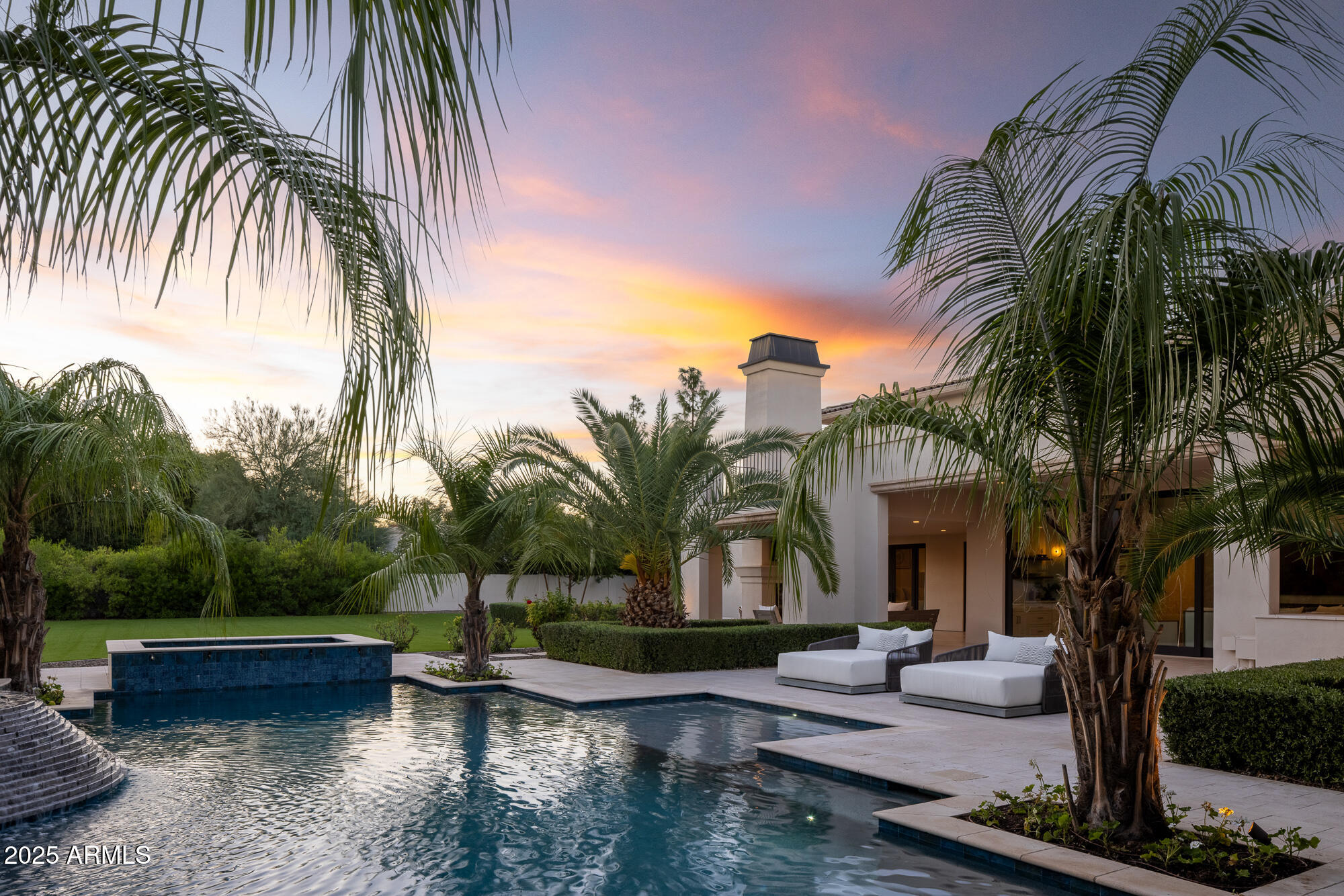 7730 North Mockingbird Lane Paradise Valley, AZ 85253 - Photo 39 of 42 a view of a yard with a patio