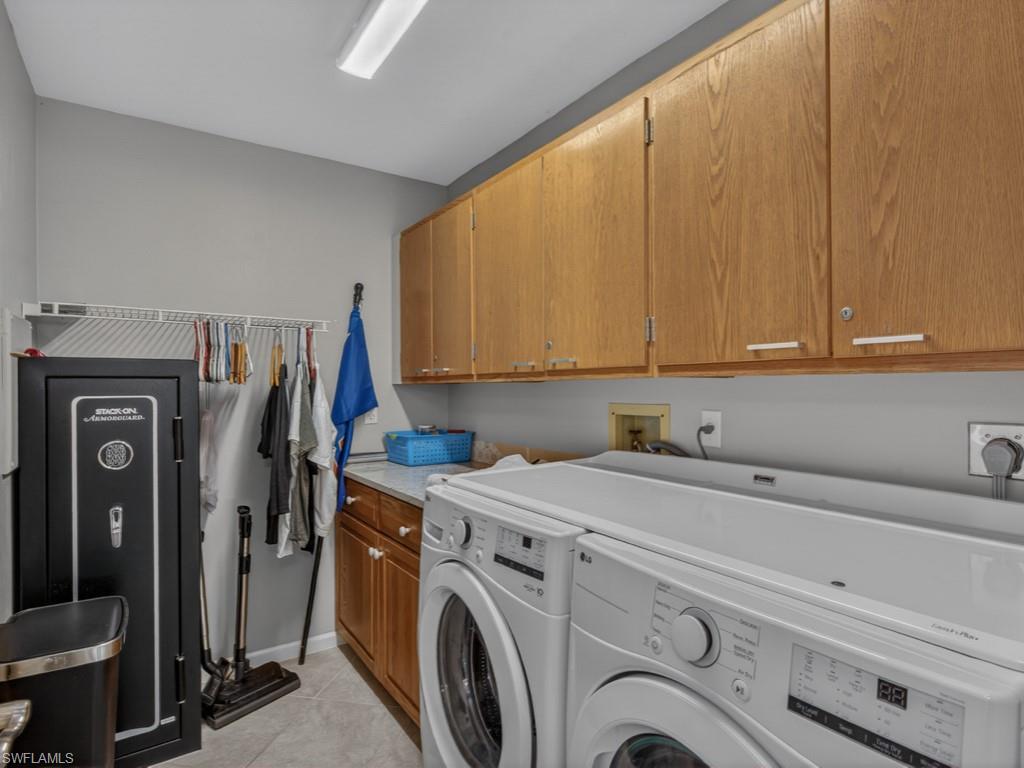 2264 Outrigger Lane Naples, FL 34104 - Photo 14 of 19