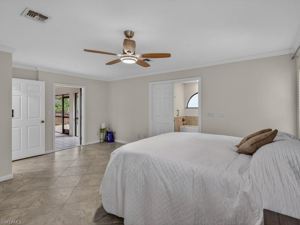 2264 Outrigger Lane Naples, FL 34104 - Photo 9 of 19