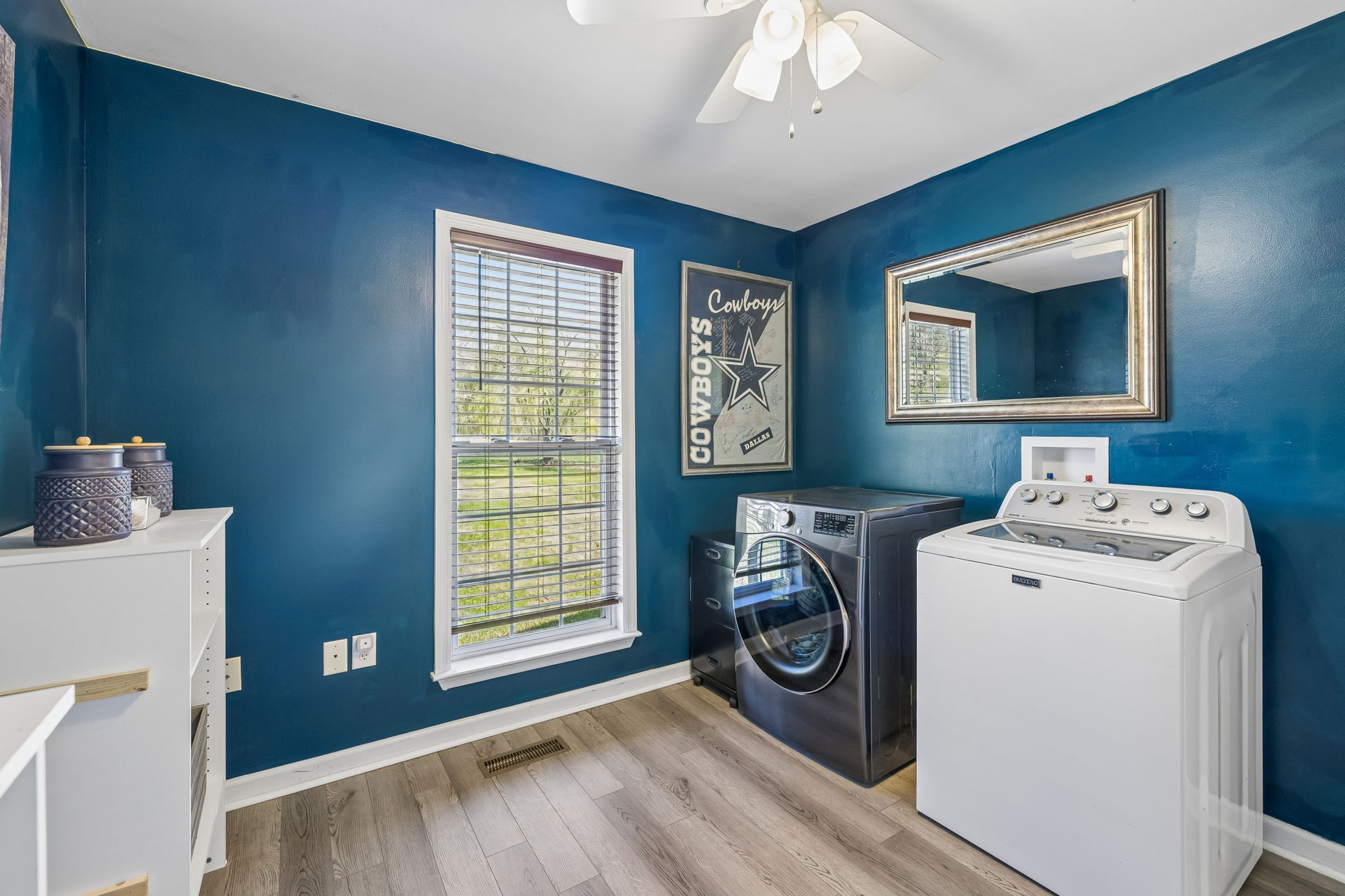 1245 Cliff Amos Road Spring Hill, TN 37174 - Photo 28 of 41 a utility room with dryer and washer