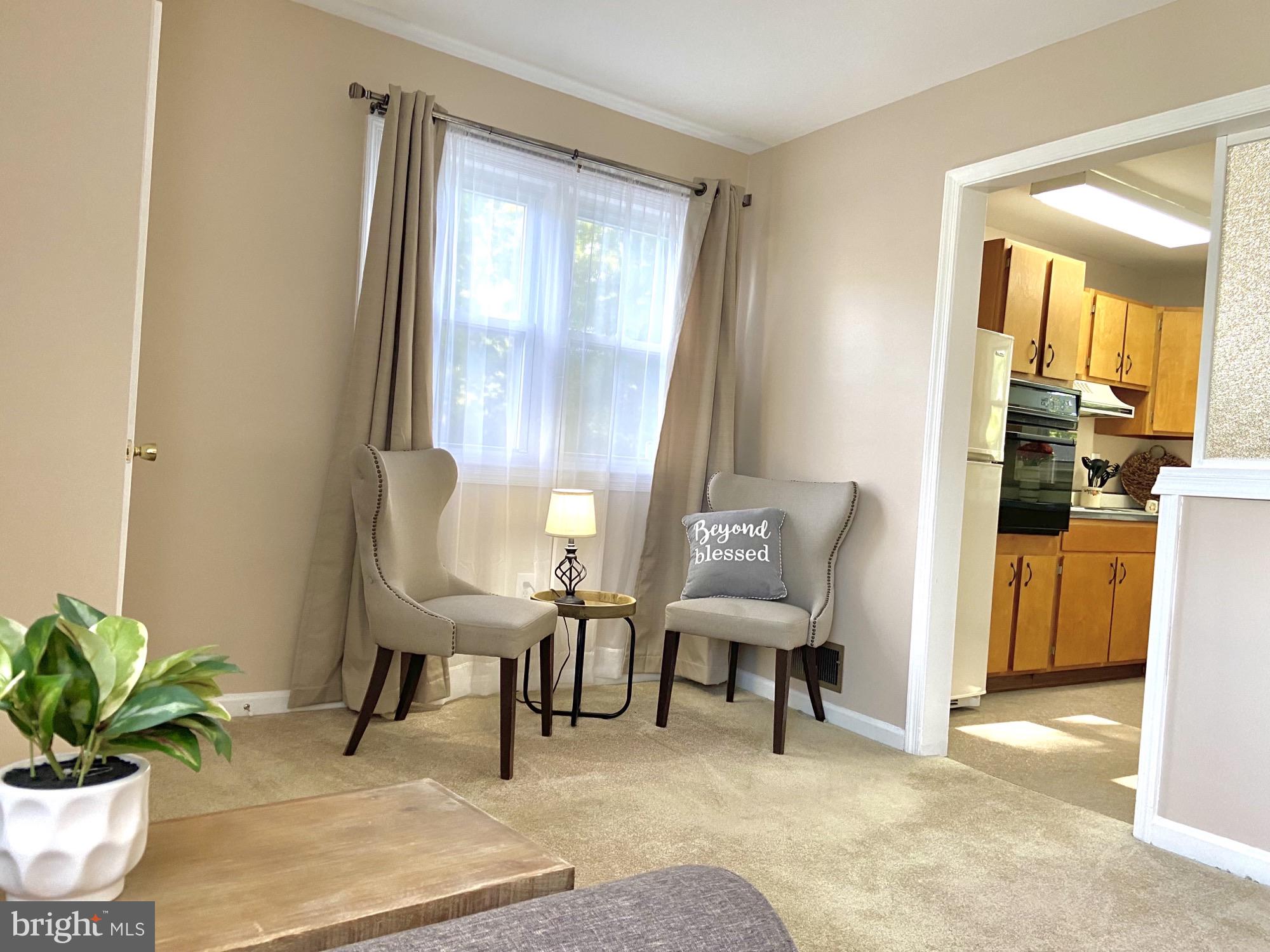 5919 Brookland Road Alexandria, VA 22310 - Photo 7 of 20 Sitting Room