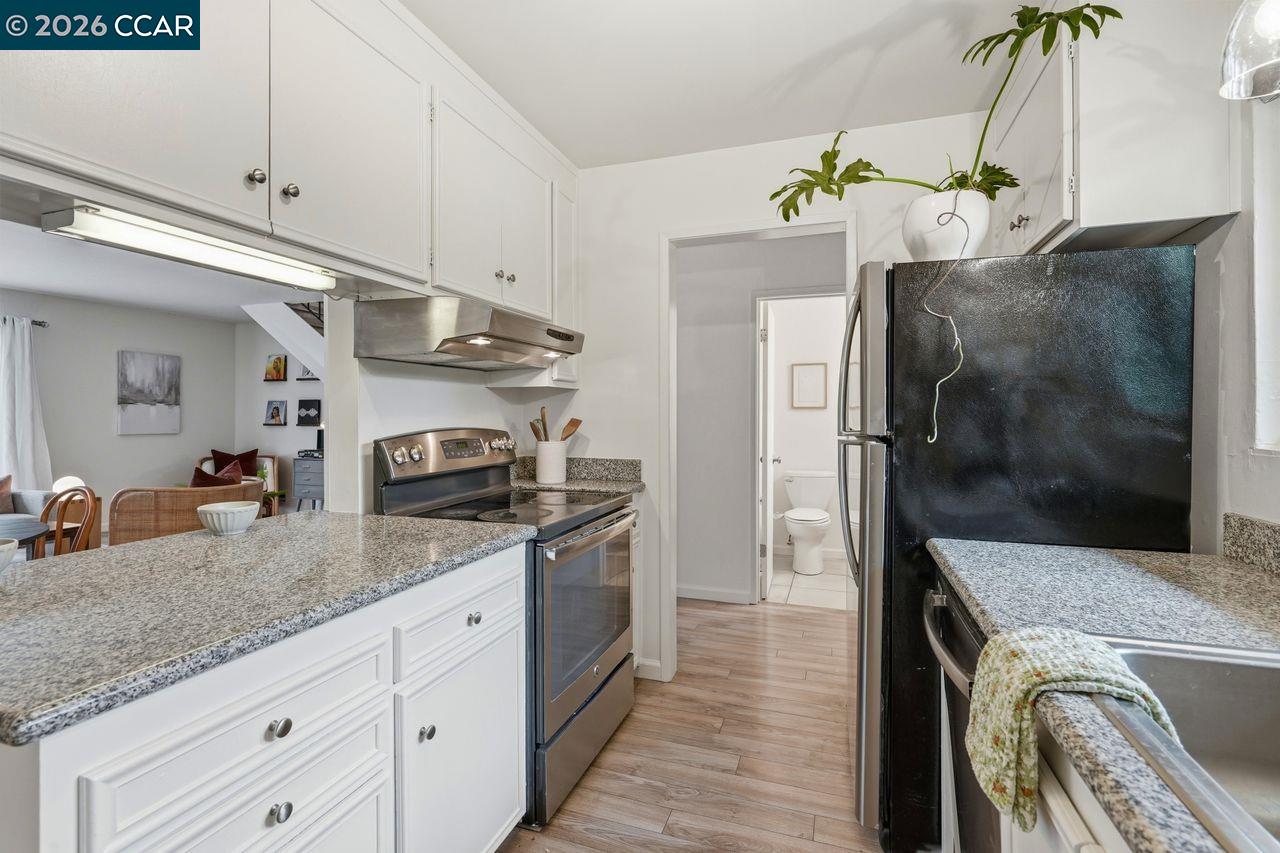 2115 Central, Unit 5 Alameda, CA 94501 - Photo 10 of 30
