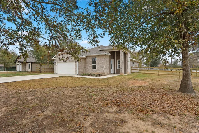 $339,999 | 702 Azalea Street, Waller, TX 77484