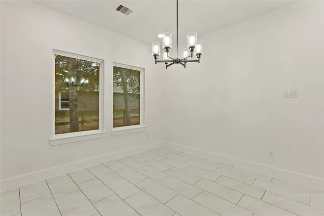 $339,999 | 702 Azalea Street, Waller, TX 77484