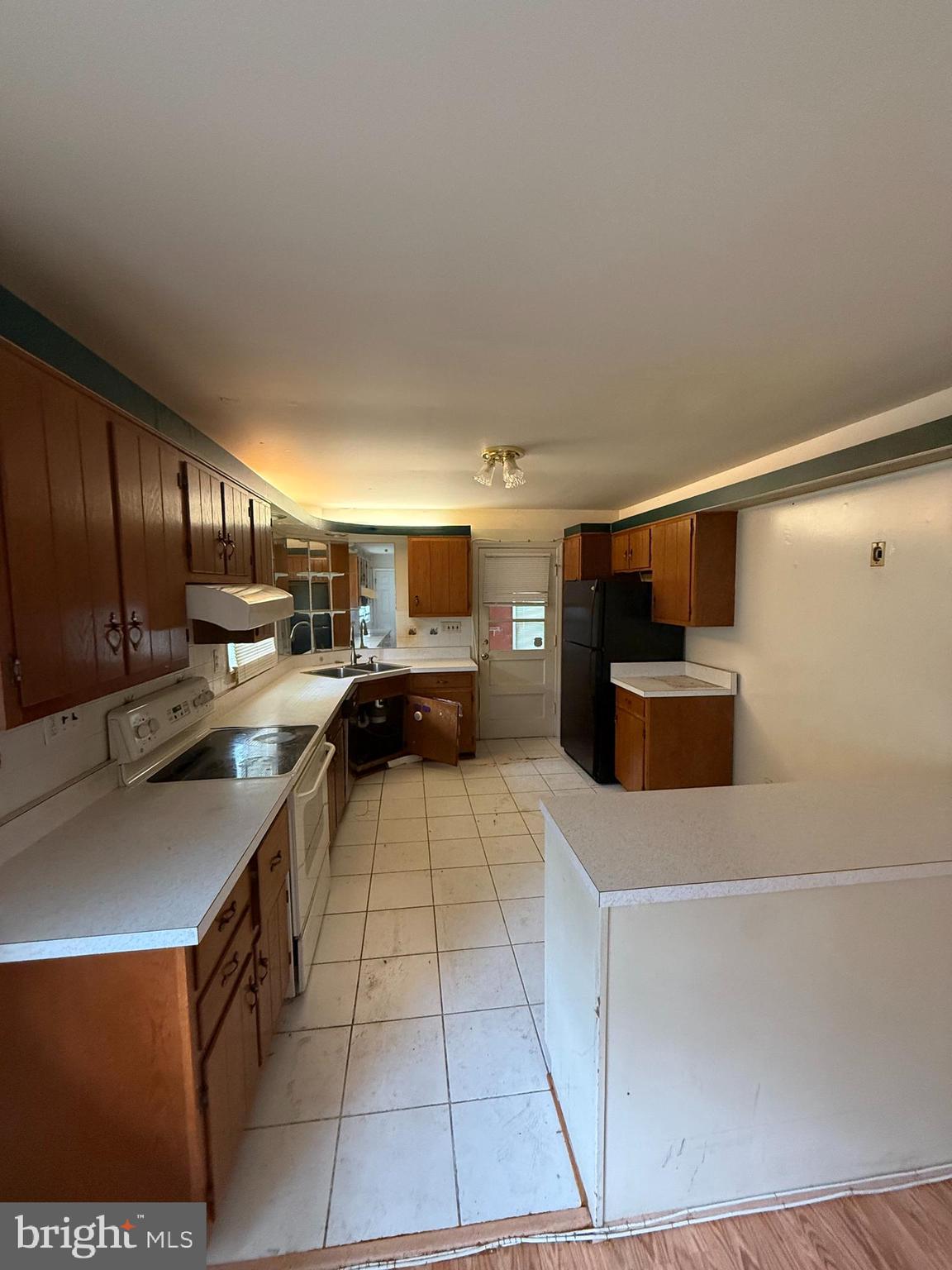 3413 Dunnington Road Beltsville, MD 20705 - Photo 11 of 38