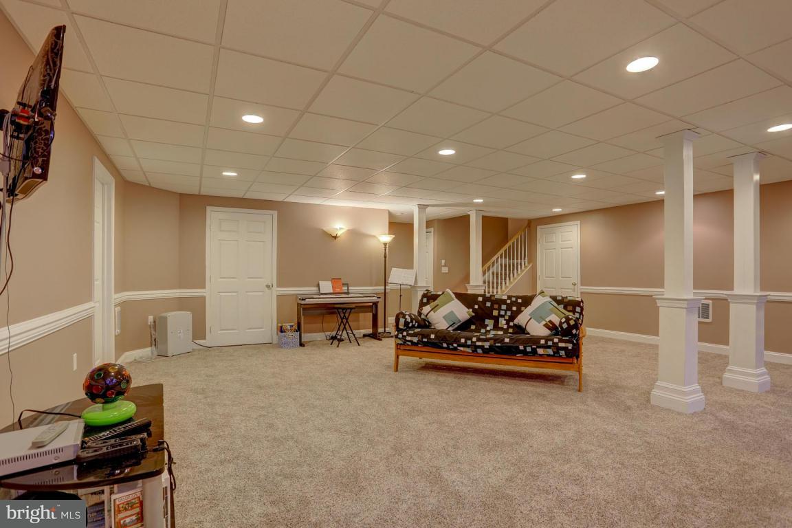 324 Cobblers Court Lititz, PA 17543 - Photo 32 of 44