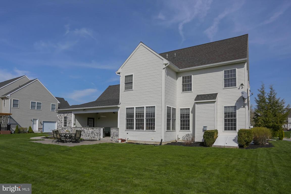 324 Cobblers Court Lititz, PA 17543 - Photo 10 of 44