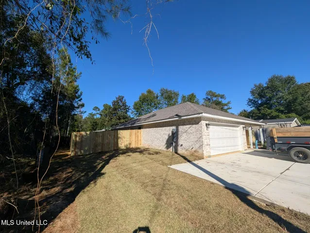 $239,500 | 10737 Linohau Way, Diamondhead, MS 39525