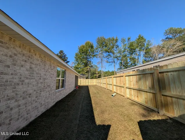 $239,500 | 10737 Linohau Way, Diamondhead, MS 39525