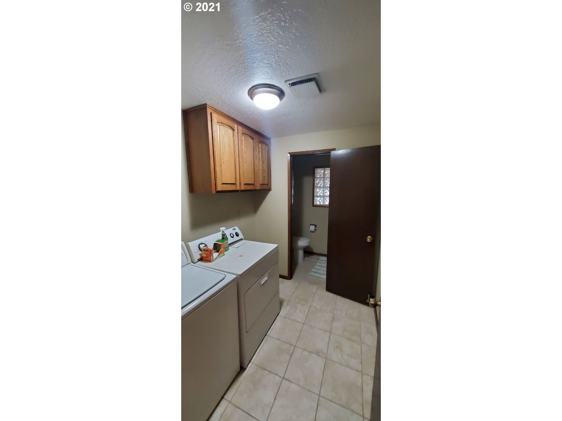6353 D Street Springfield, OR 97478 - Photo 13 of 16 Gallery Image 13