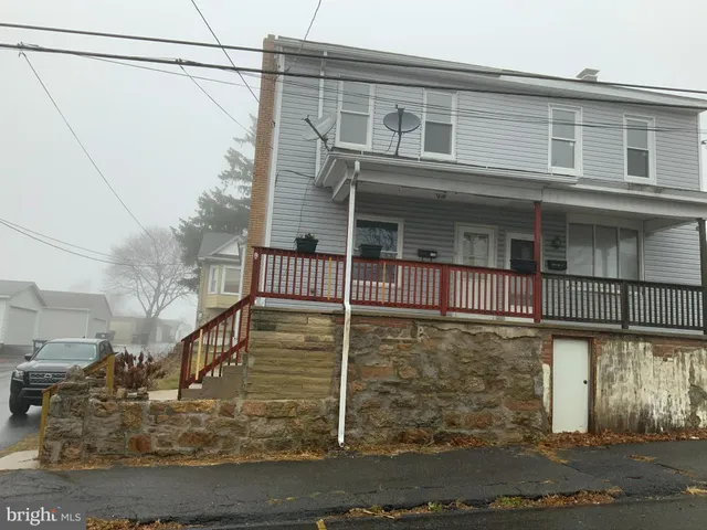 $1,000 | 123 East Spring Street, Frackville, PA 17931
