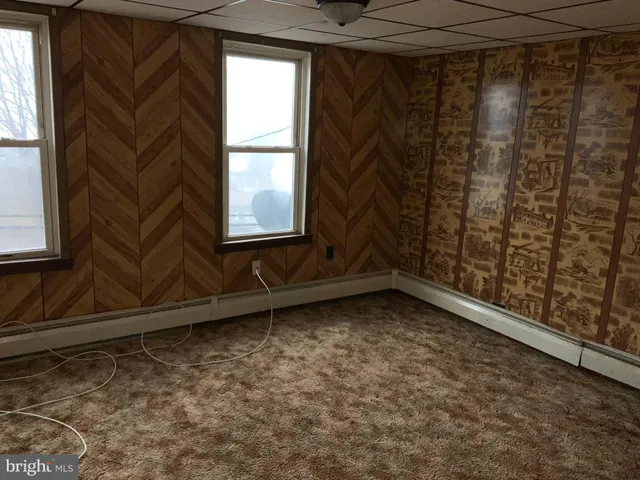 $1,000 | 123 East Spring Street, Frackville, PA 17931