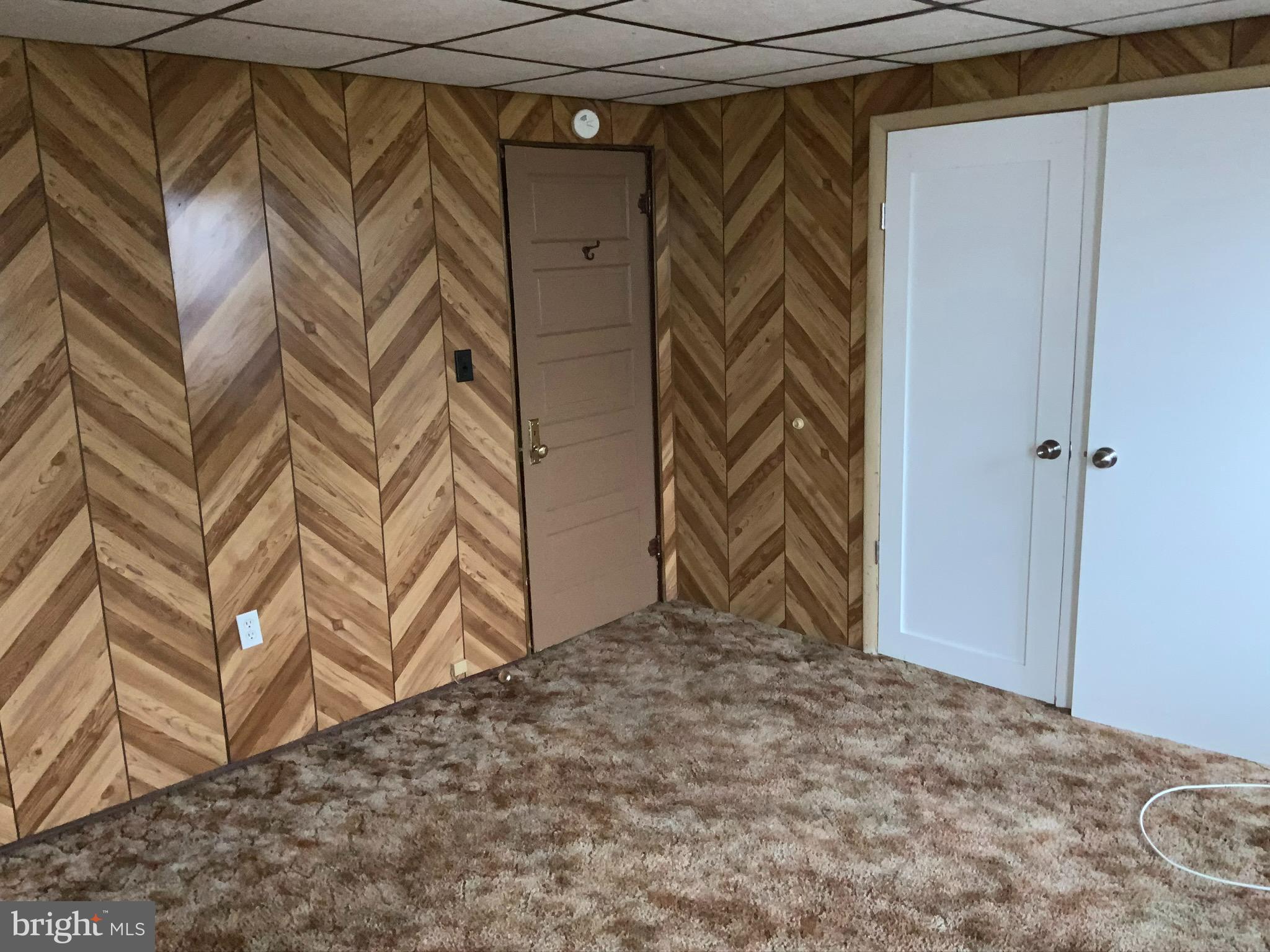 123 East Spring Street Frackville, PA 17931 - Photo 14 of 16 a view of an front door