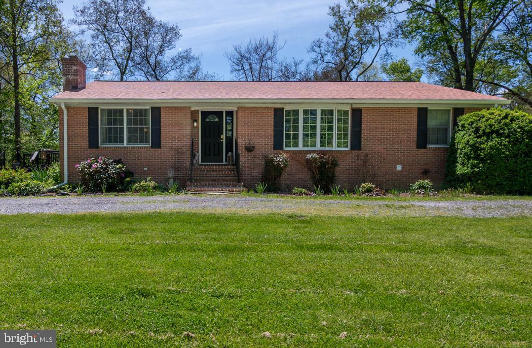286 Falling Spring Road Shepherdstown, WV 25443 - Photo 3 of 68