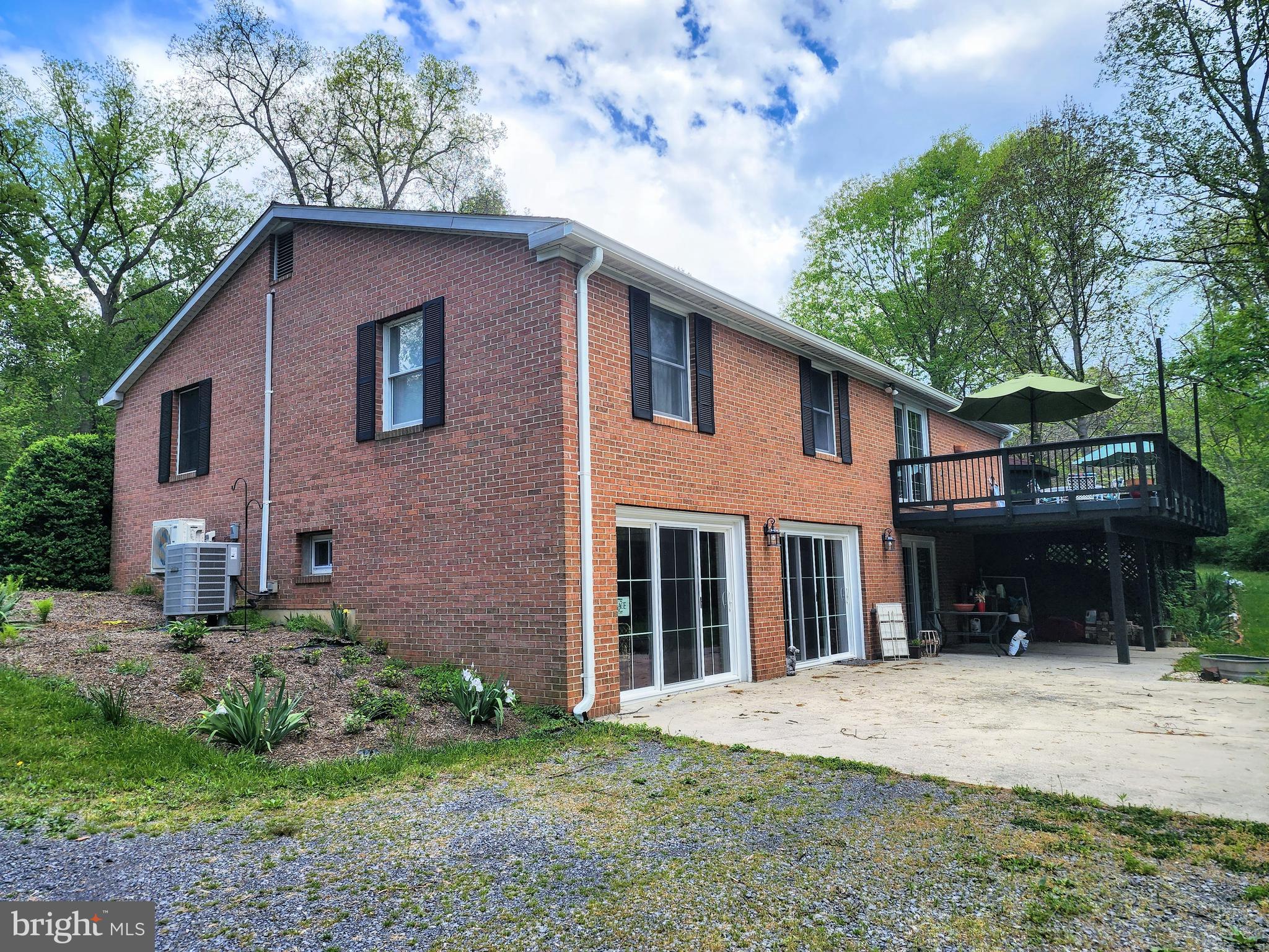286 Falling Spring Road Shepherdstown, WV 25443 - Photo 5 of 68