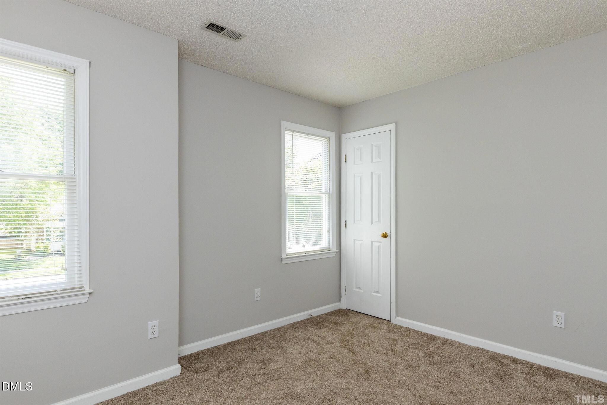112 Kronos Lane Cary, NC 27513 - Photo 20 of 28 112-kronos-ln-cary-nc-19