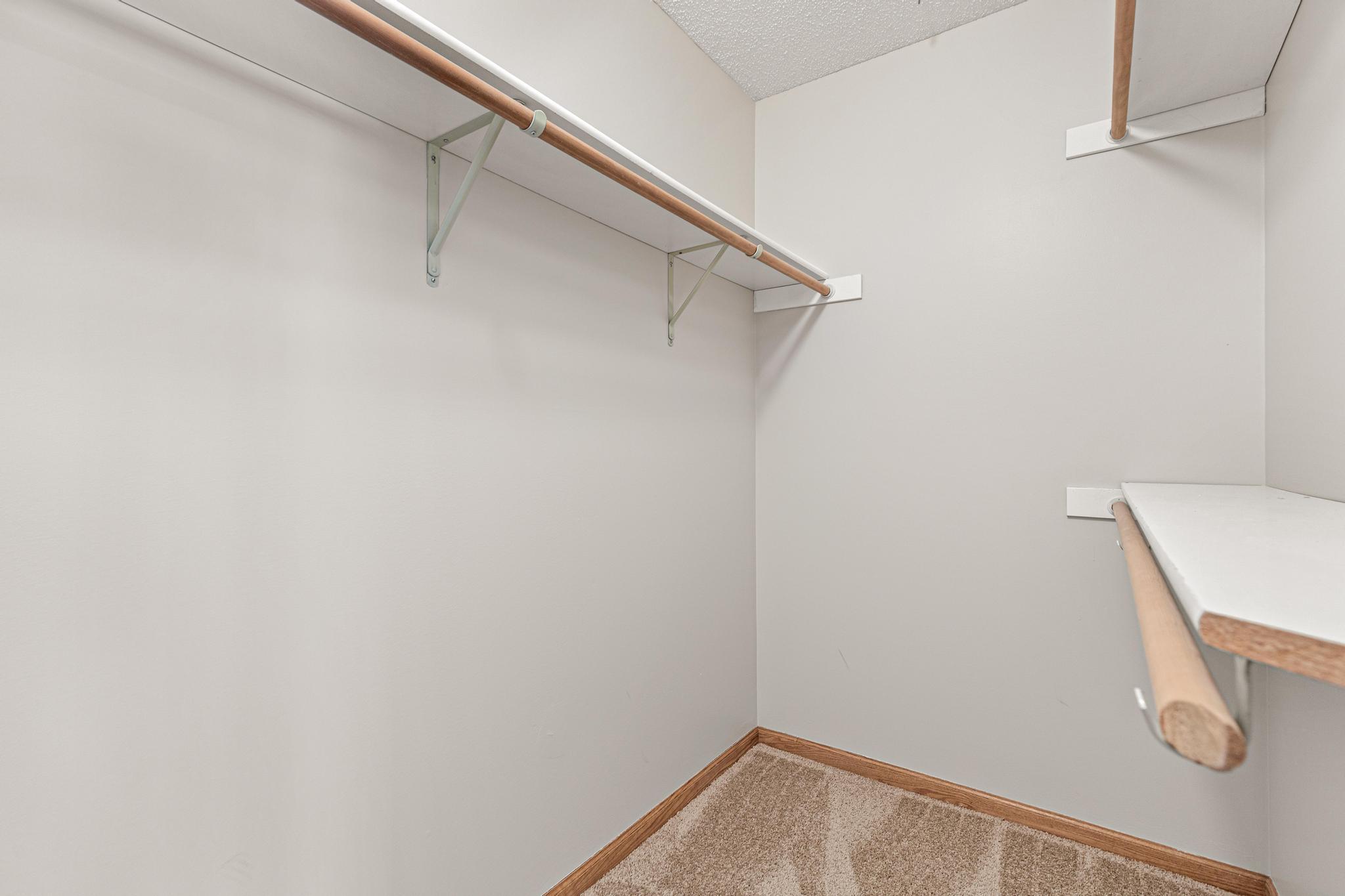 9615 Foley Boulevard Northwest Coon Rapids, MN 55433 - Photo 14 of 25