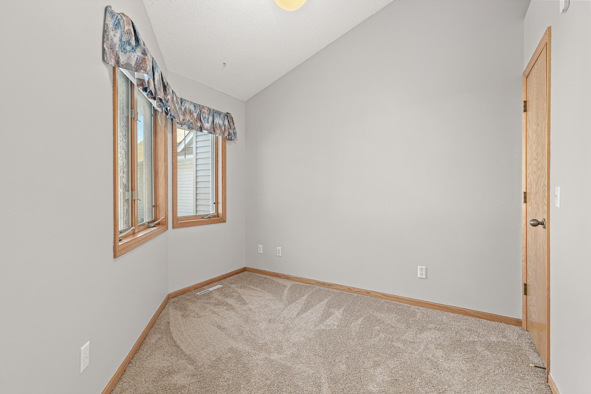 9615 Foley Boulevard Northwest Coon Rapids, MN 55433 - Photo 15 of 25