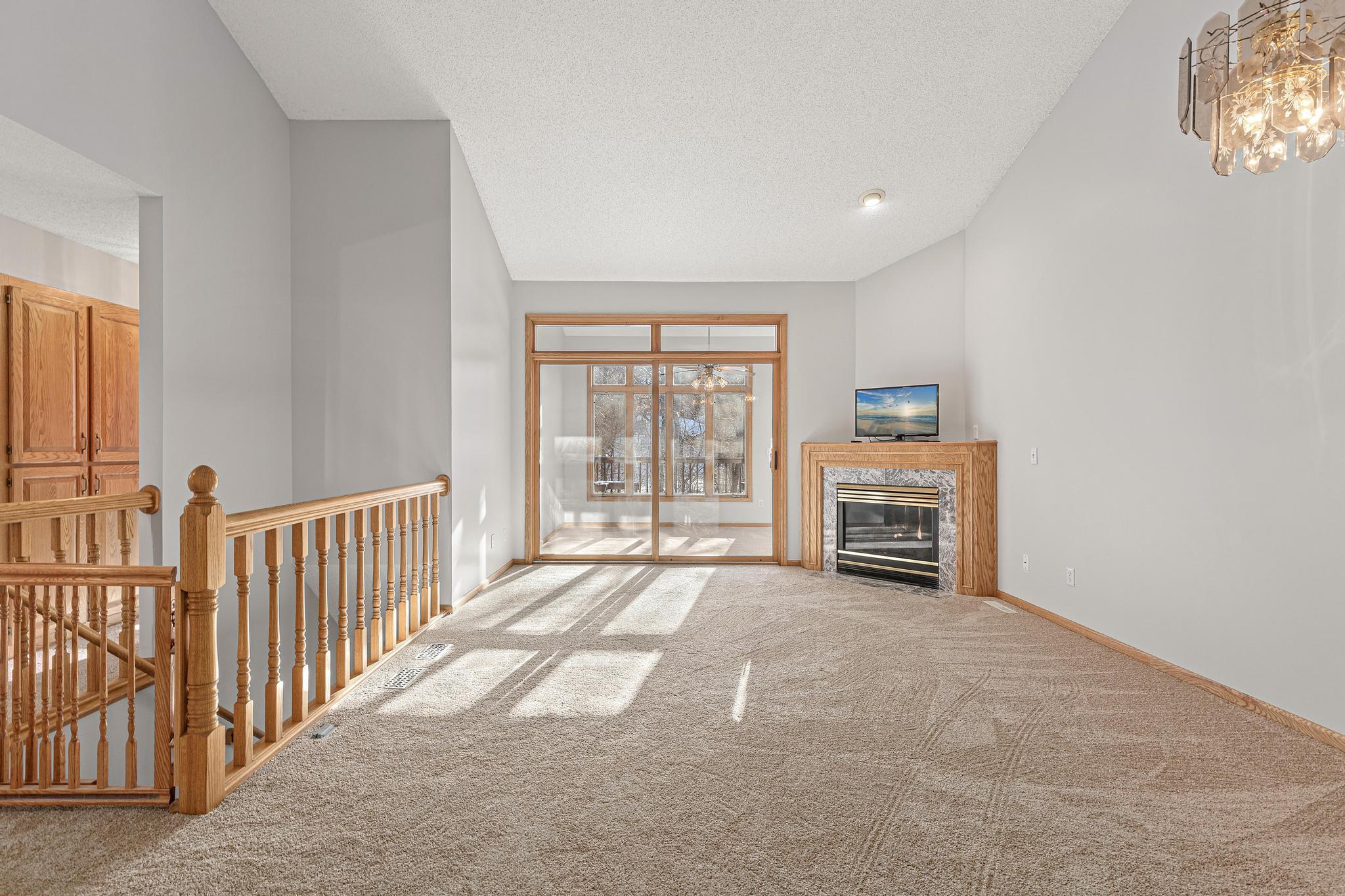 9615 Foley Boulevard Northwest Coon Rapids, MN 55433 - Photo 7 of 25