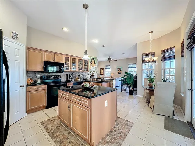 $449,900 | 12135 Southeast 172nd Lane, Summerfield, FL 34491