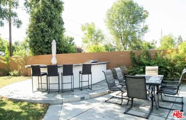 $5,999 | 6329 Jumilla Avenue, Woodland Hills, CA 91367