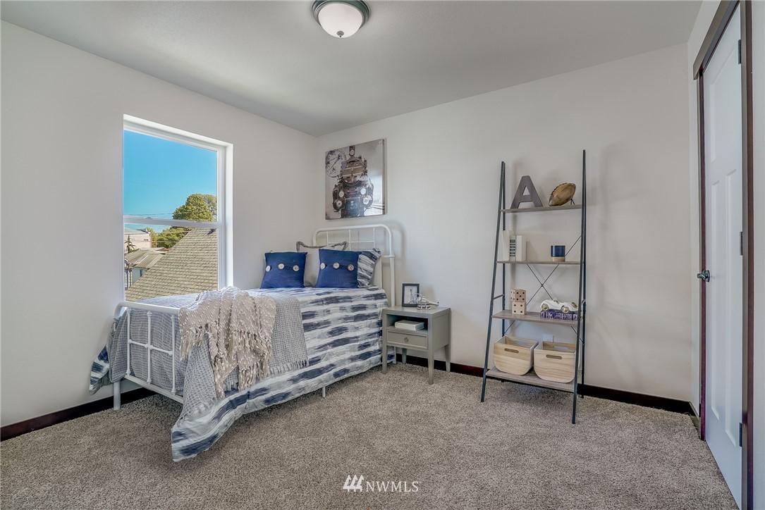 3317 Rucker Avenue, Unit D Everett, WA 98201 - Photo 13 of 21 Gallery Image 13