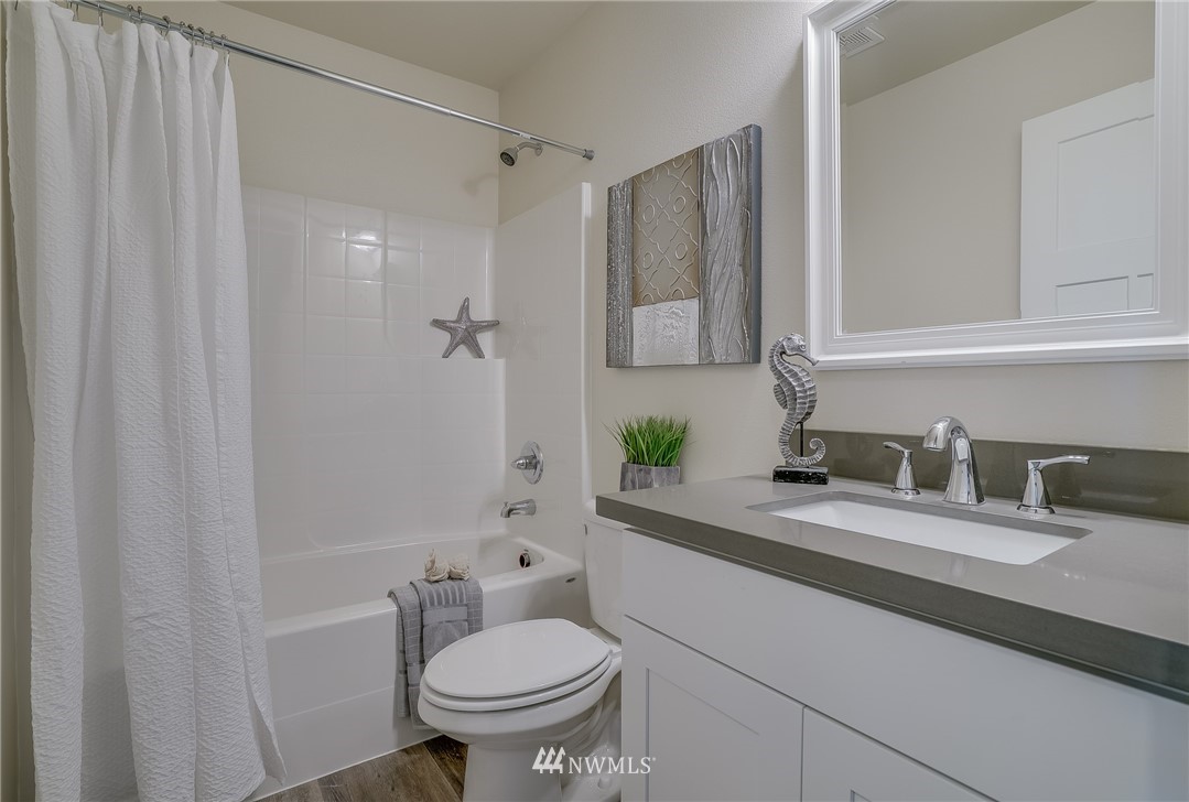 3317 Rucker Avenue, Unit D Everett, WA 98201 - Photo 16 of 21 Gallery Image 16