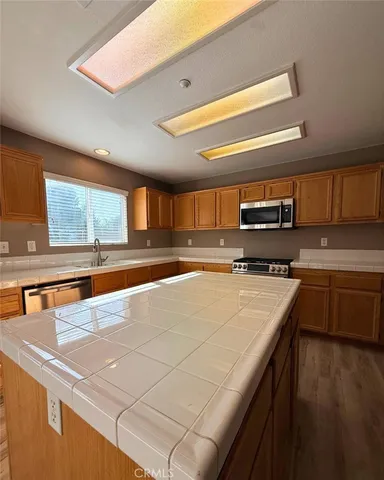 $3,499 | 5741 Reagan Drive, Fontana, CA 92336